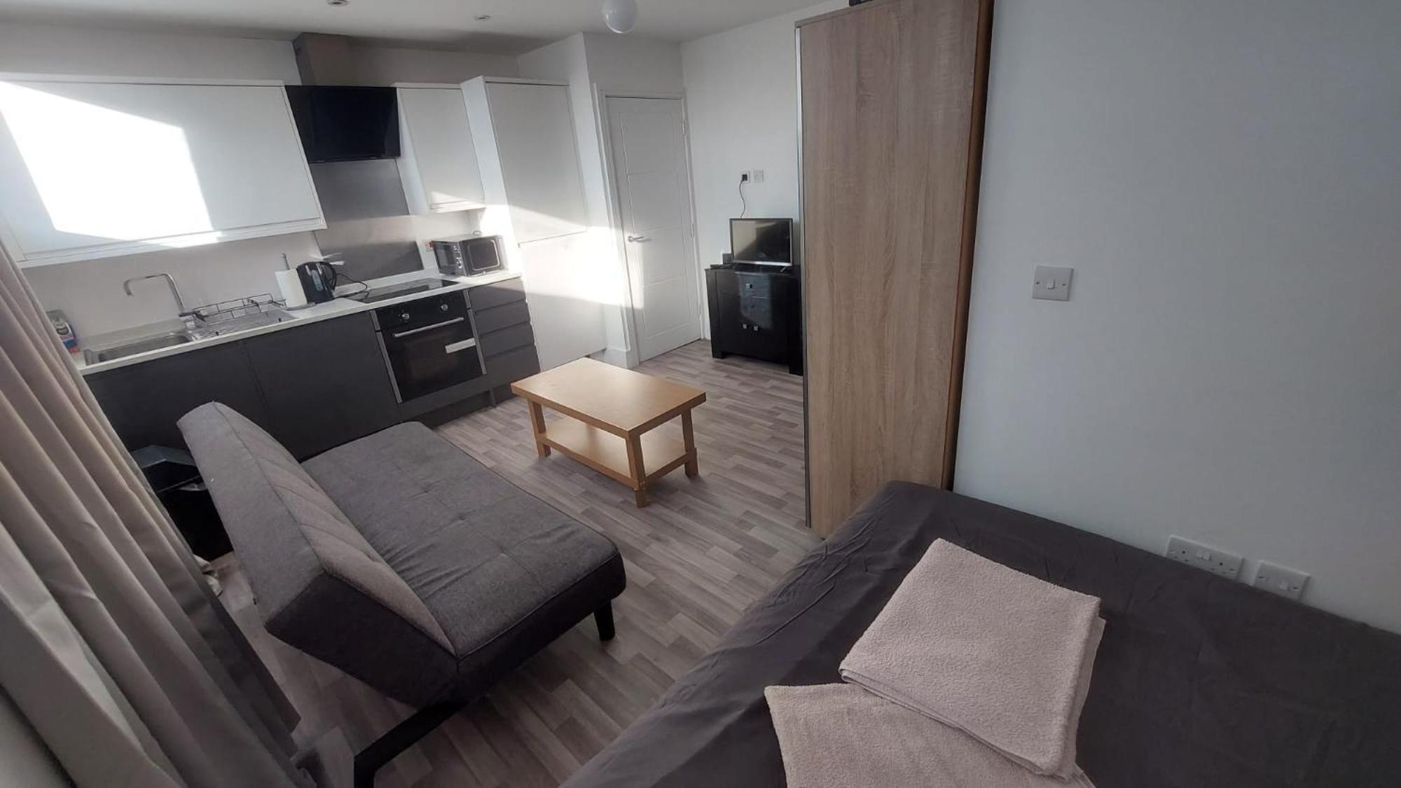 Spacious Studio Maidstone - Redecorated Oct 2023 외부 사진