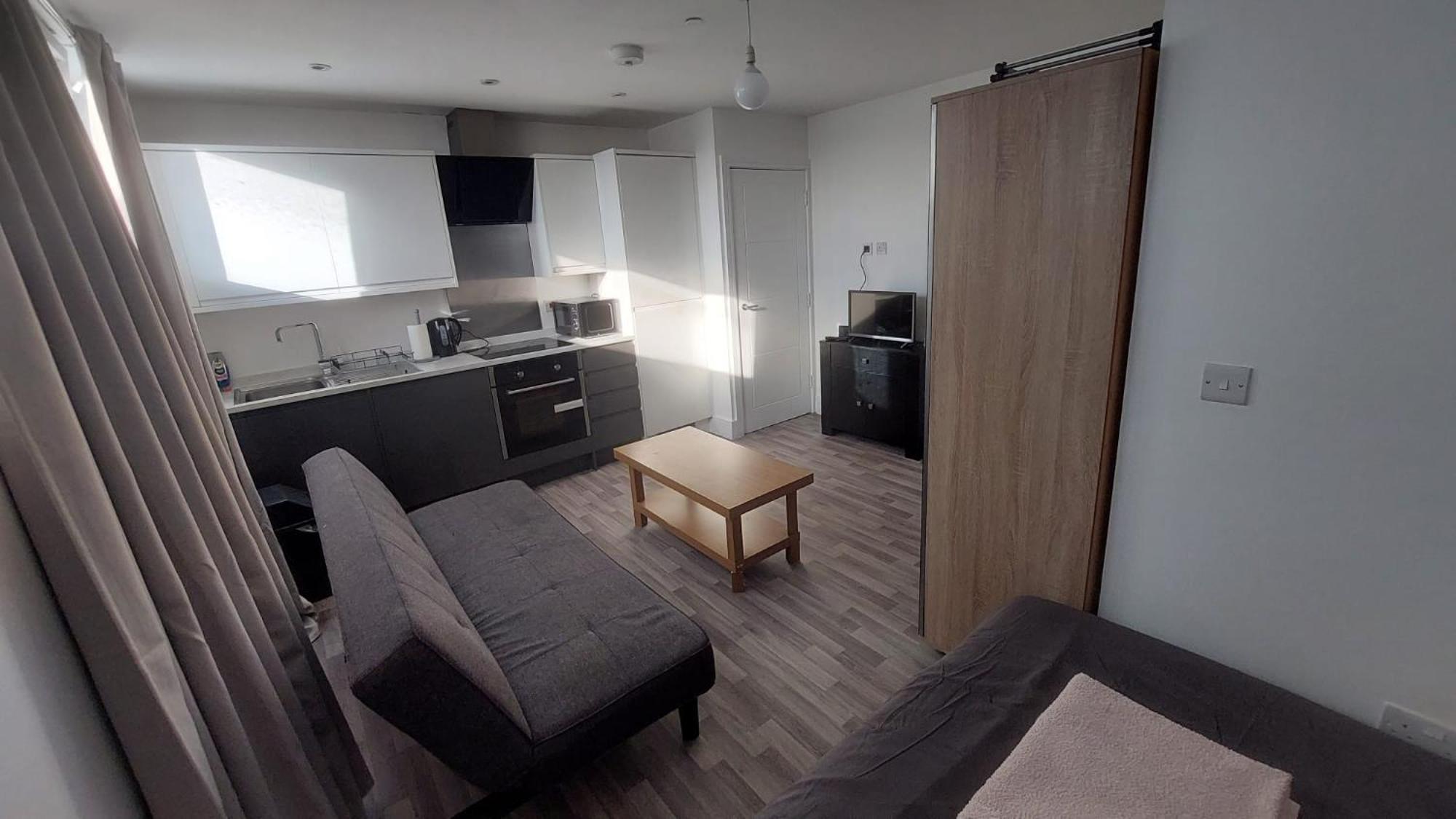 Spacious Studio Maidstone - Redecorated Oct 2023 외부 사진